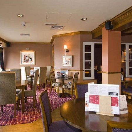 Premier Inn Doncaster Central Exterior foto