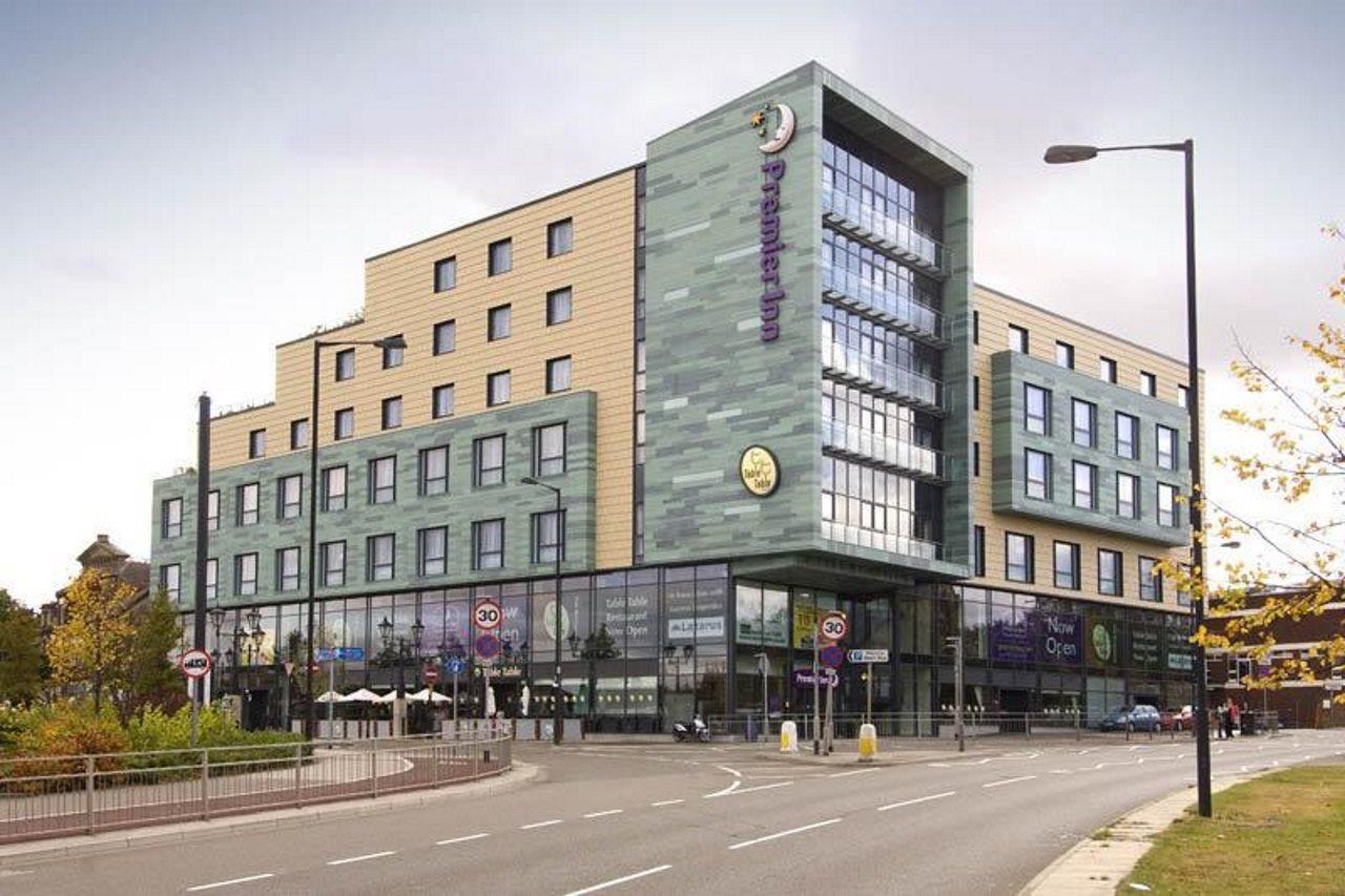 Premier Inn Doncaster Central Exterior foto